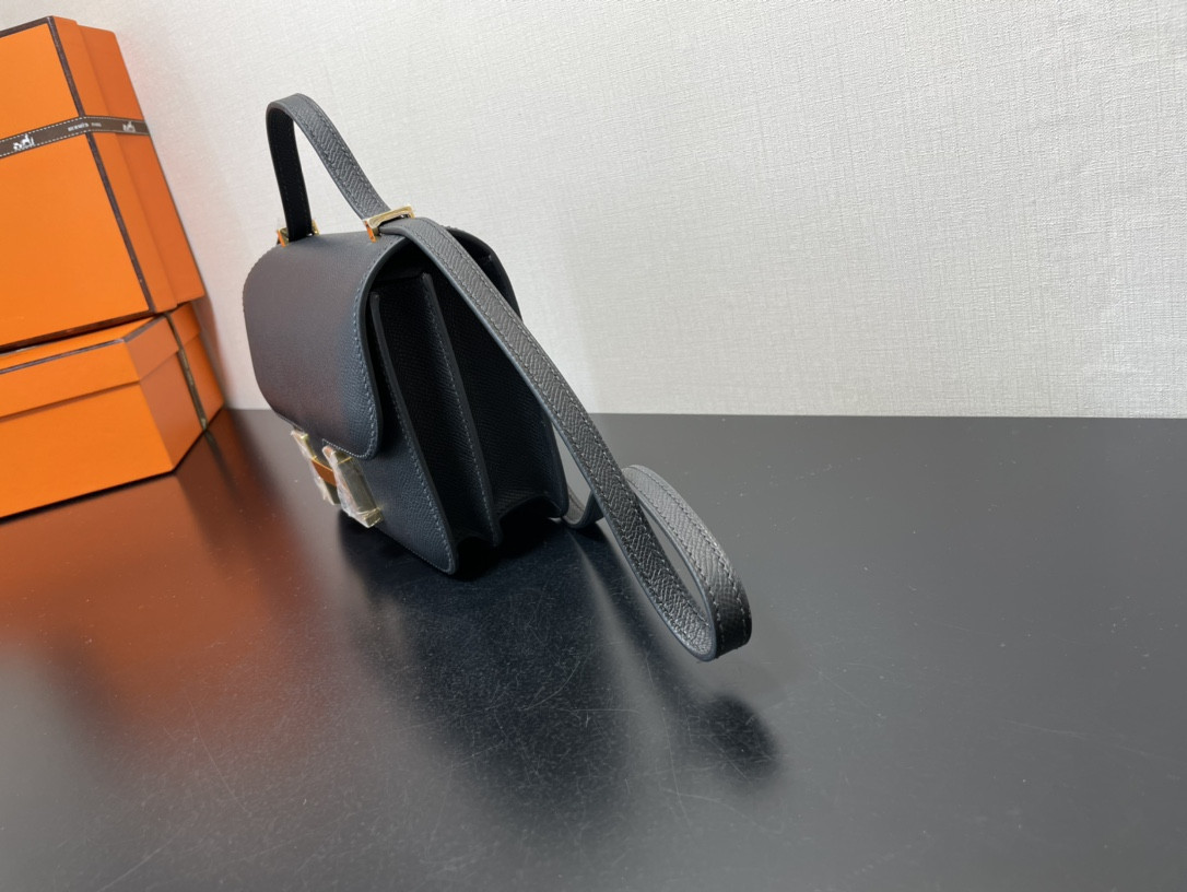 H**me5 constance 19 epsom gold hardware 7.25"  x 6.25"  x 2.25"