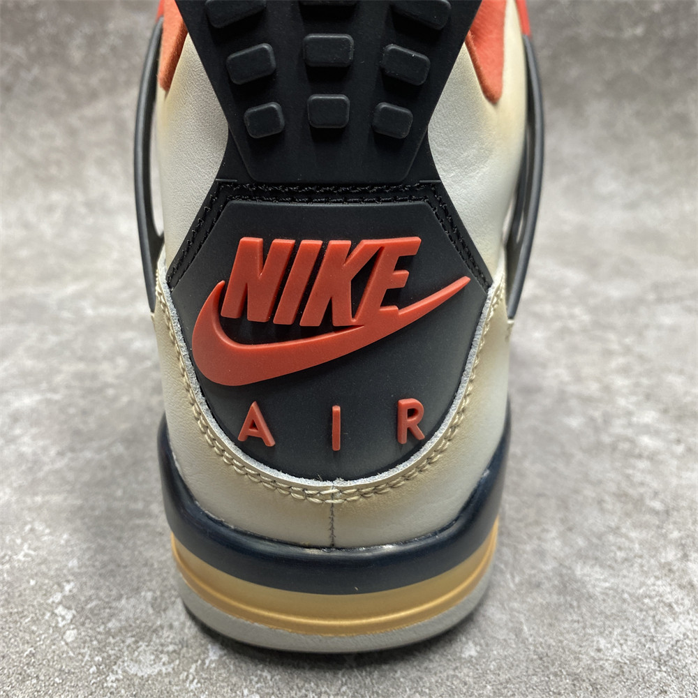 AIR JORDAN 4 RETRO