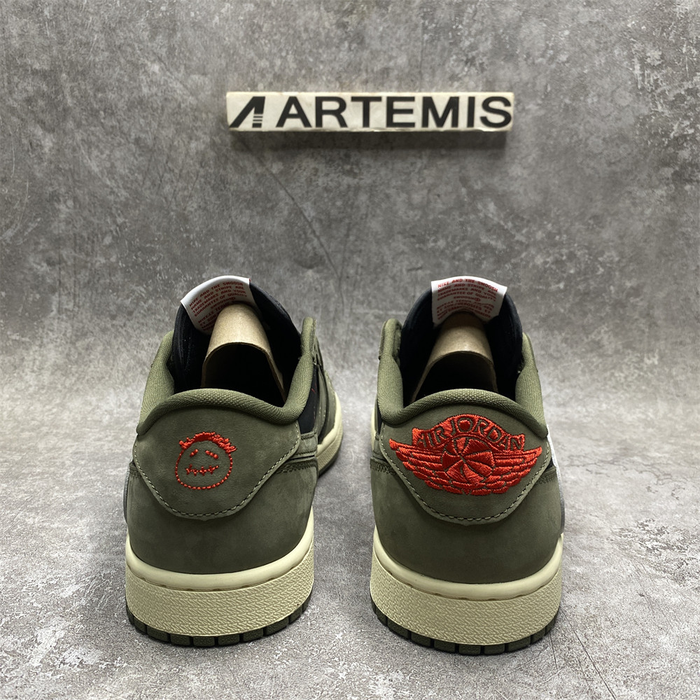 TRAVIS SCOTT X AIR JORDAN 1 LOW OG SP BLACK OLIVE