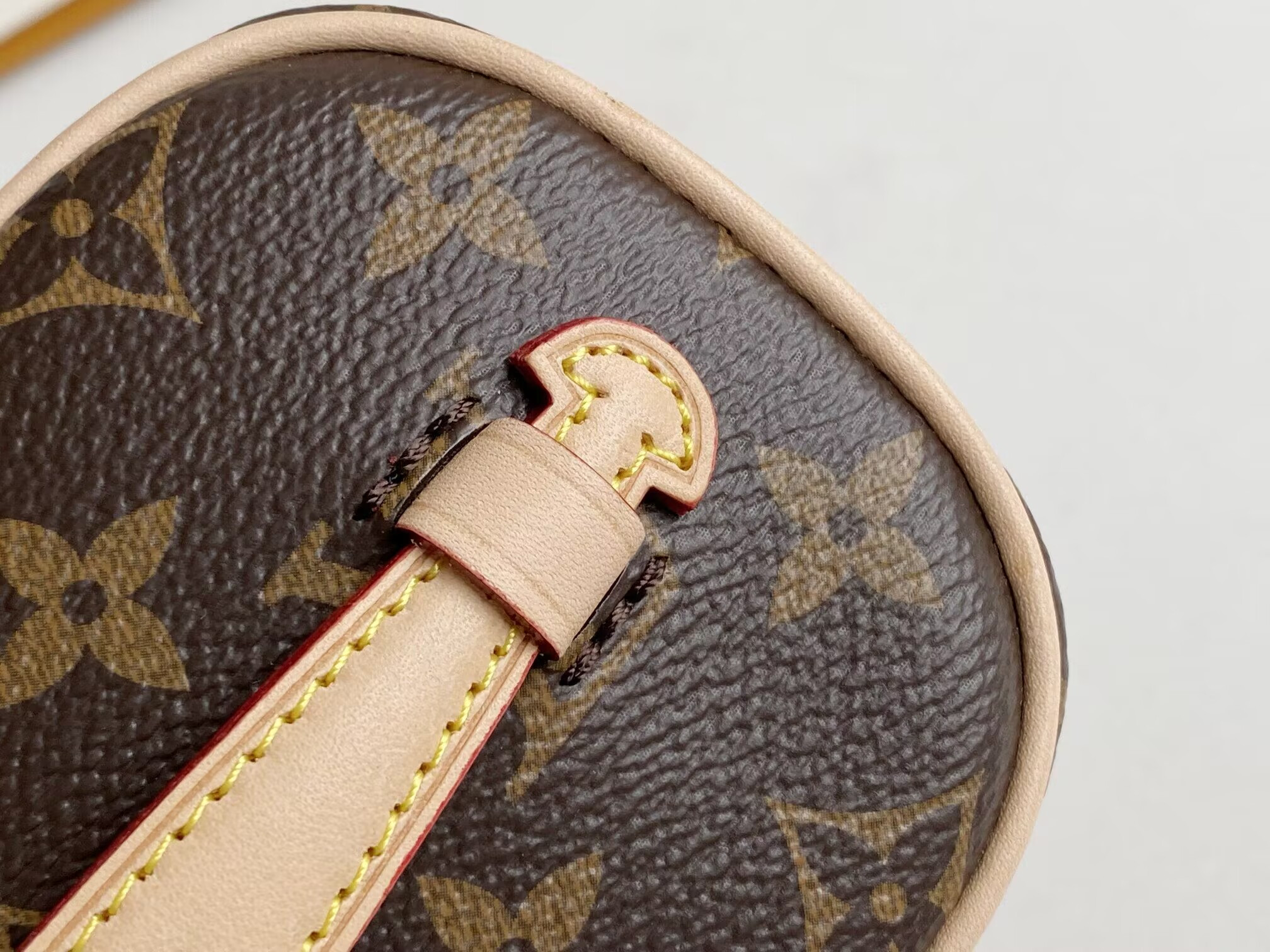 LV Nice Nano M44936 14 x 10.2 x 8.5cm