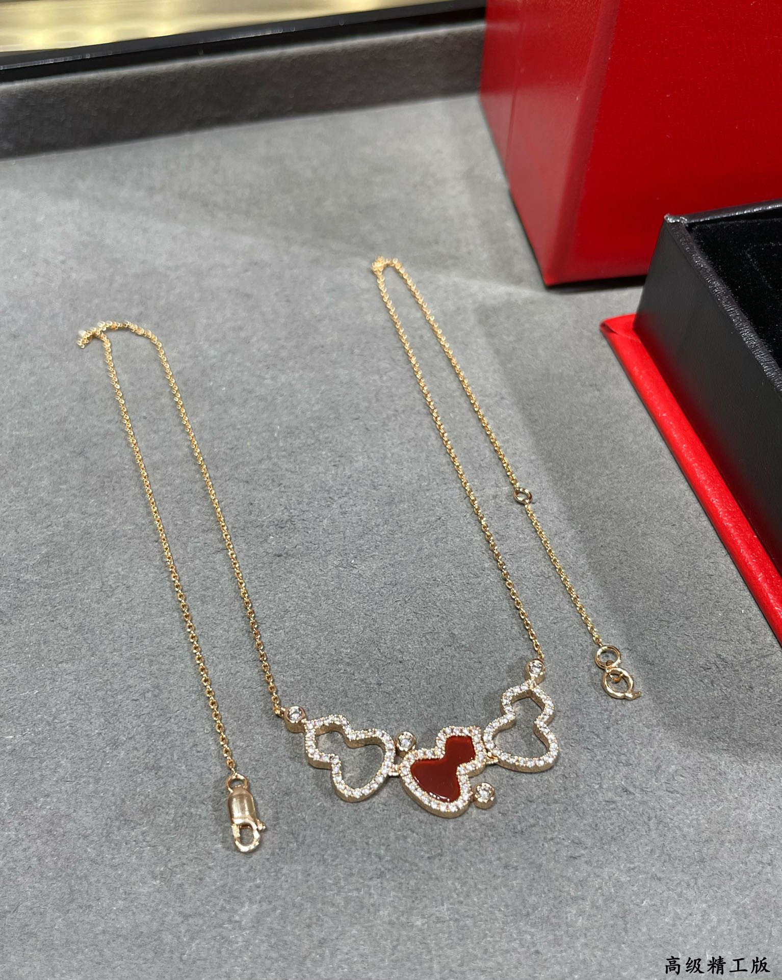 Qeelin Triple Gourd Necklace