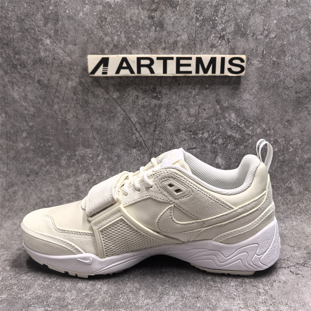 UA Nike Zoom Field Jaxx SP Travis Scott Sail