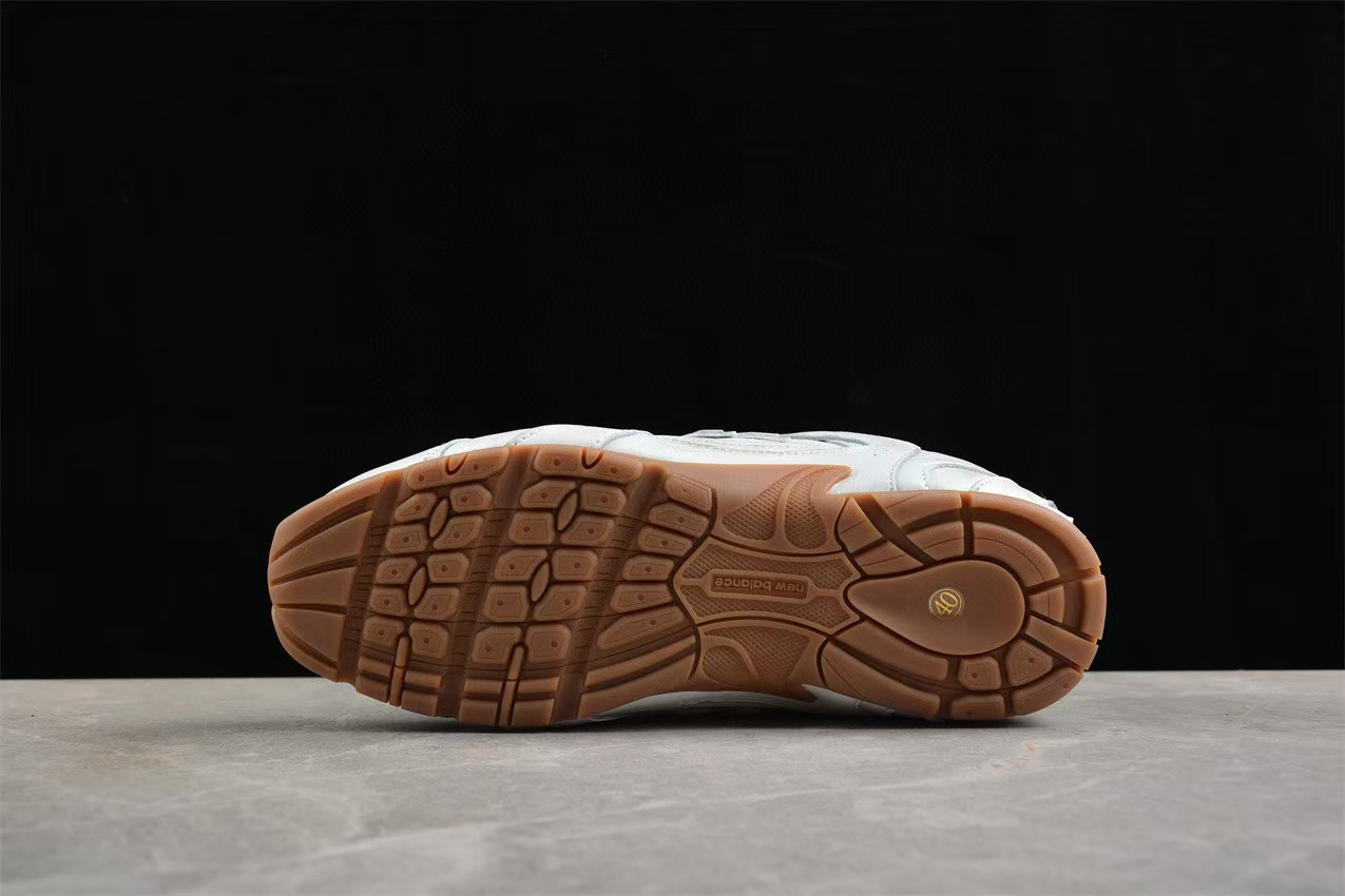 UA Miu Miu x New Balance 530 (Randomly made old style)