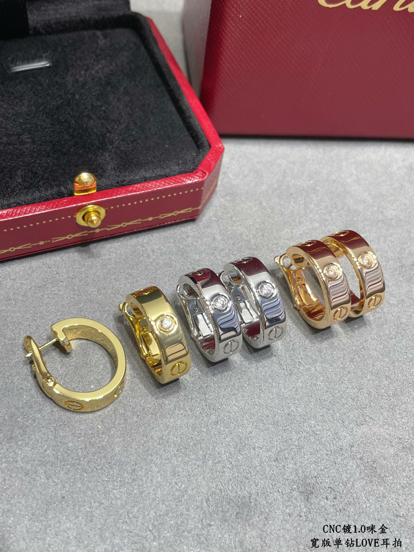 ca*t*er wide version single Di*m*nd love earrings