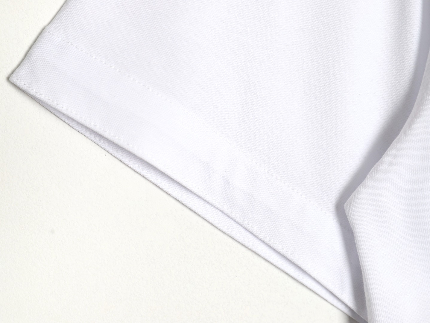 bo*te*ga Ve*ne*ta bv 25ss short-sleeved t-shirt