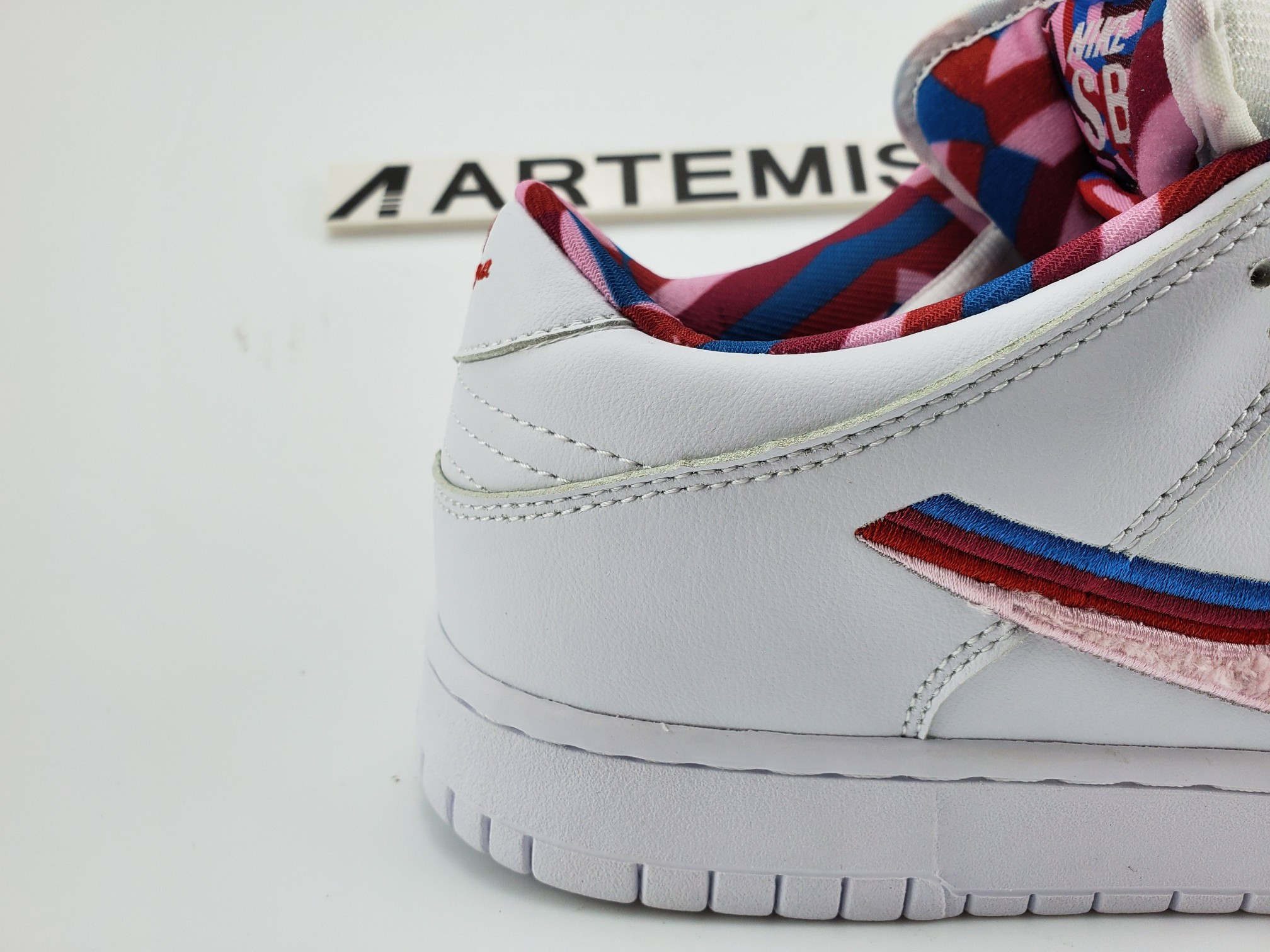 Nike SB Dunk Low Parra