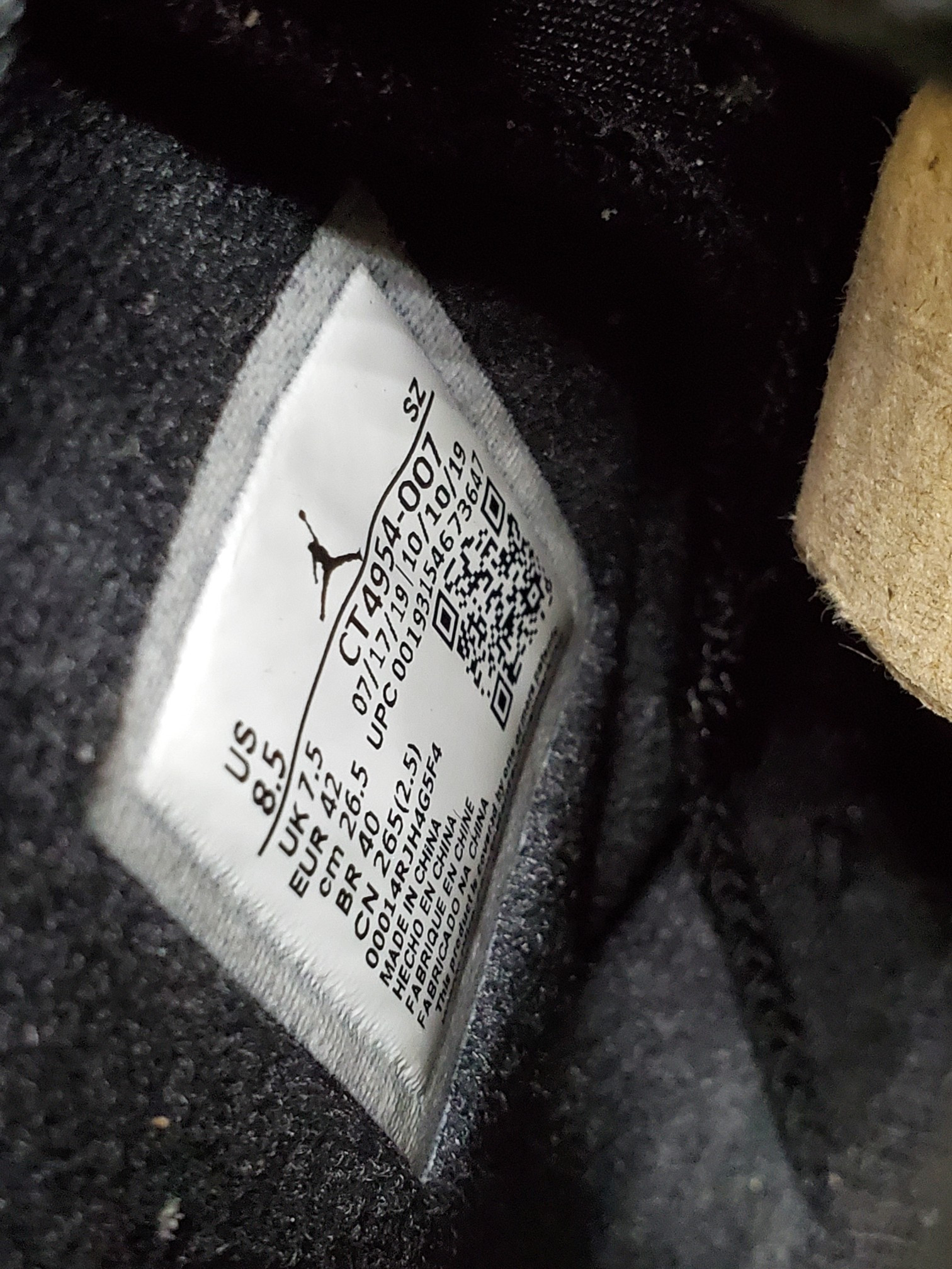 Air Jordan 6 Retro SE