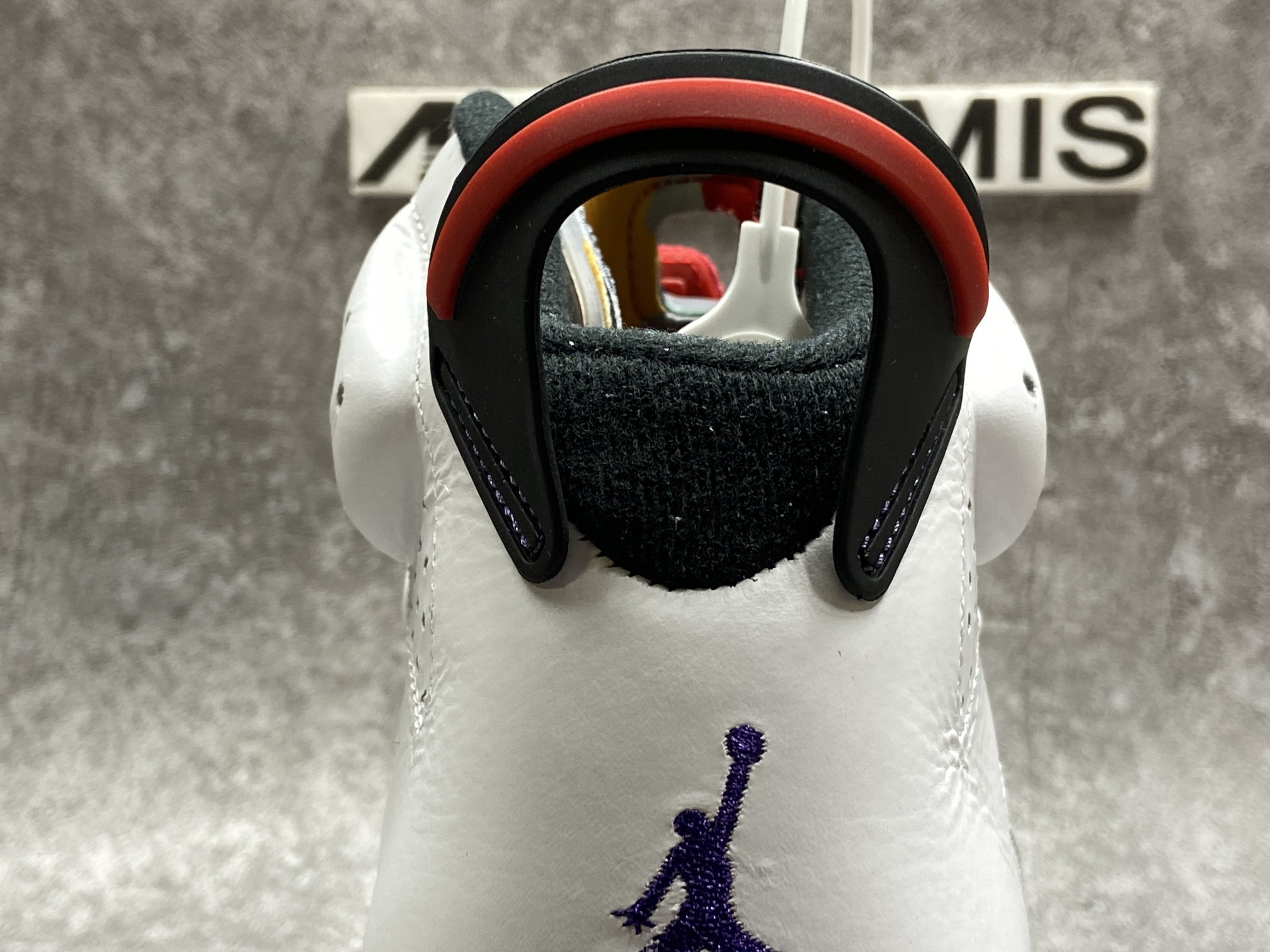 Air Jordan 6 Retro Hare