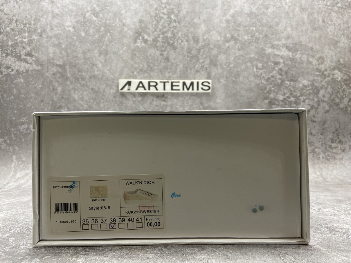 D*or walk n D*or patch embroidery pink