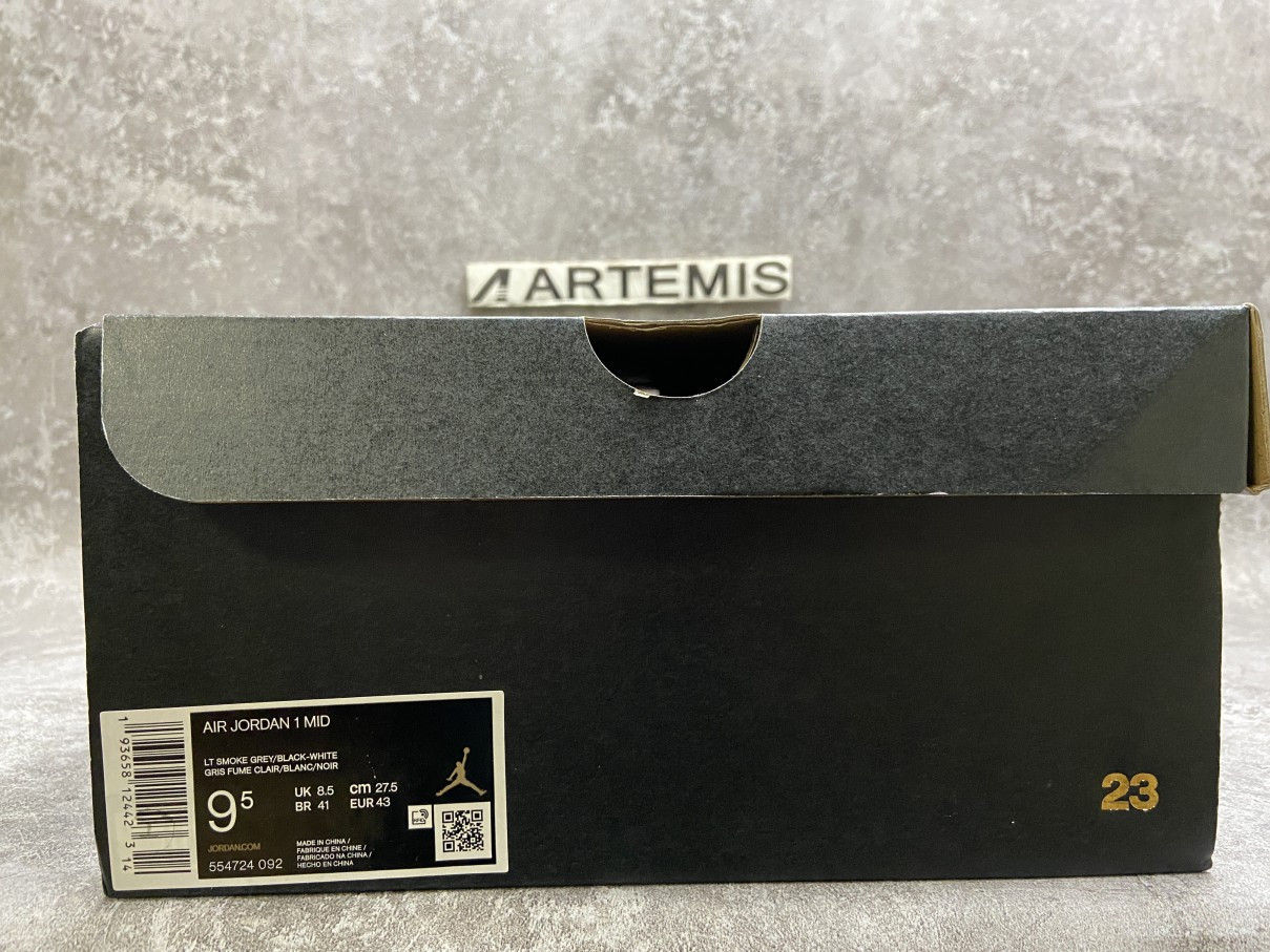 Air Jordan 1 Mid Light Smoke Grey