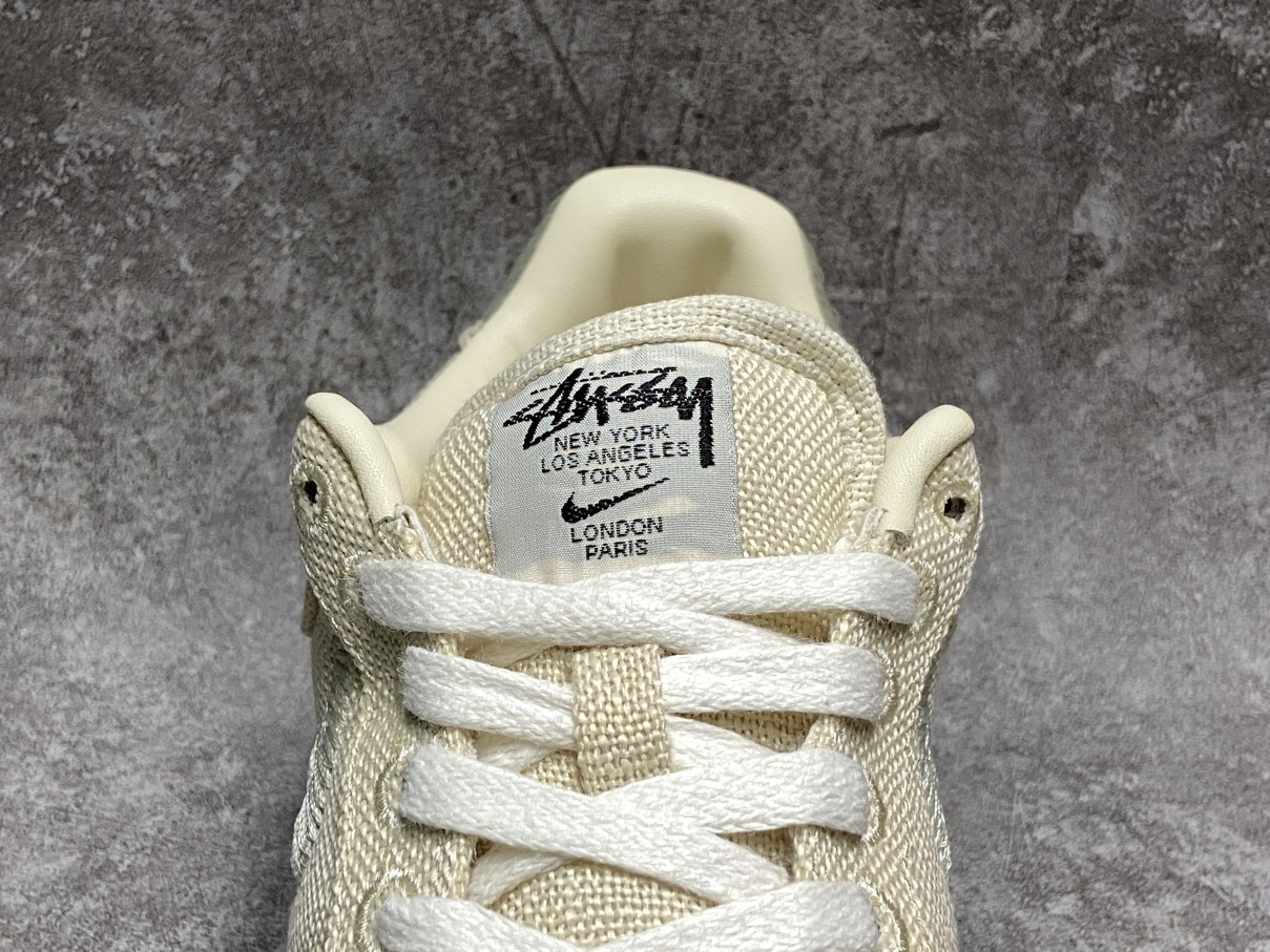 Nike Air Force 1 Low Stussy Fossil