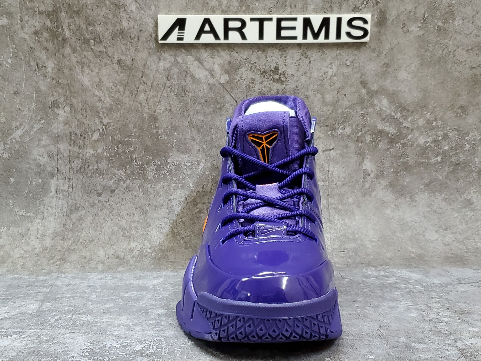 Nike Kobe 1 Protro Devin Booker PE