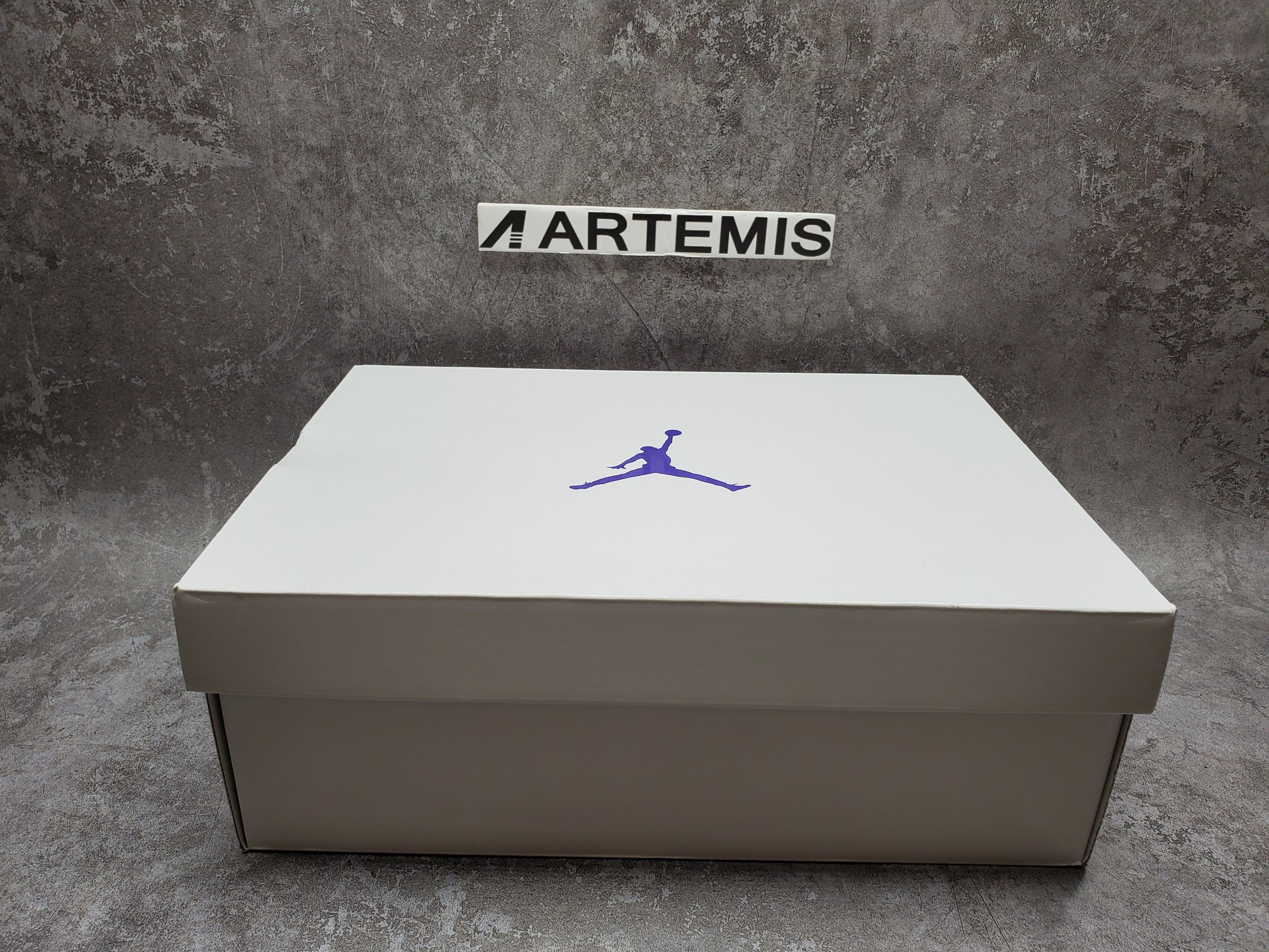 Air Jordan 4 Retro Metallic Purple