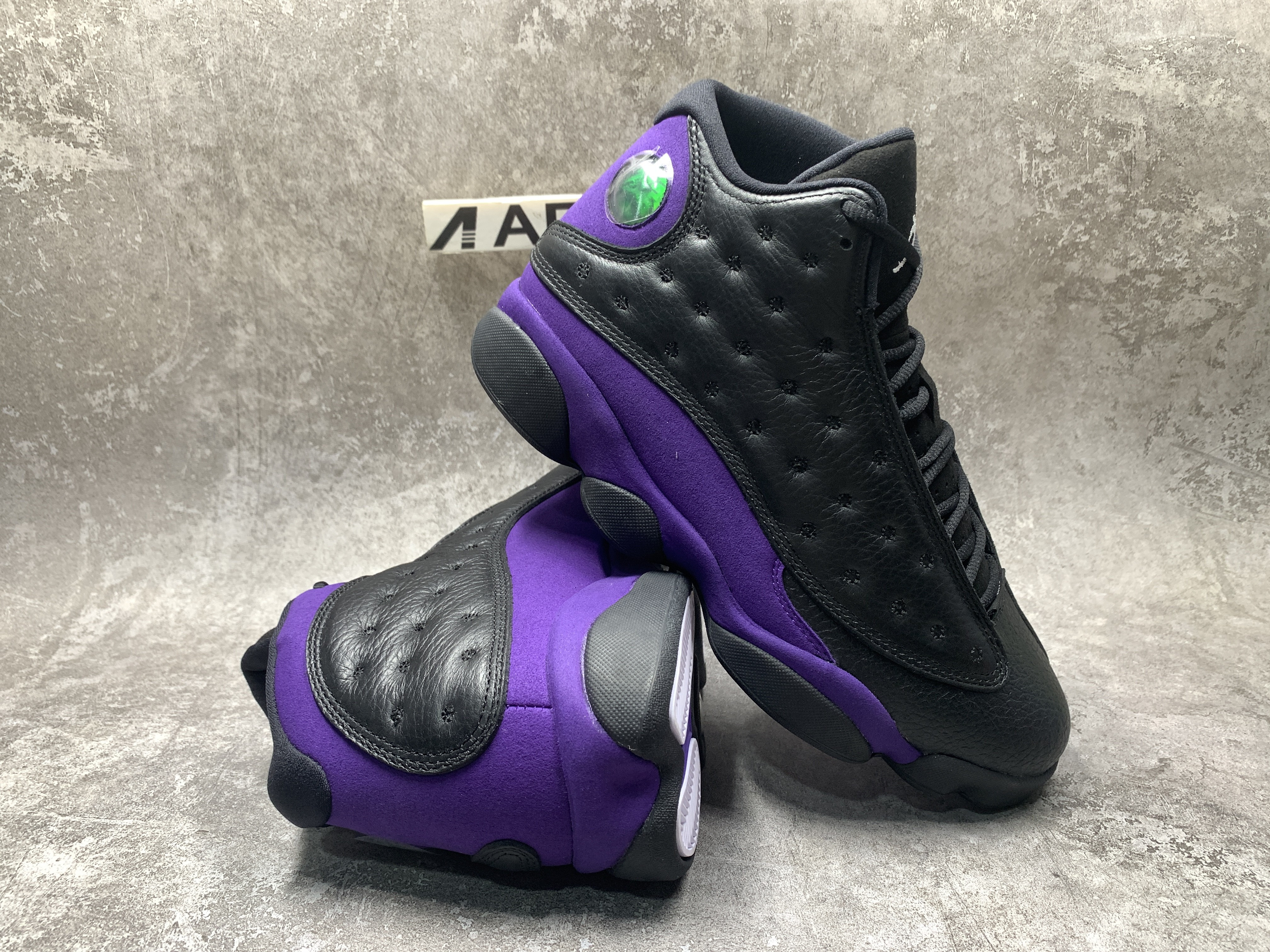 Air Jordan 13 Retro Court Purple