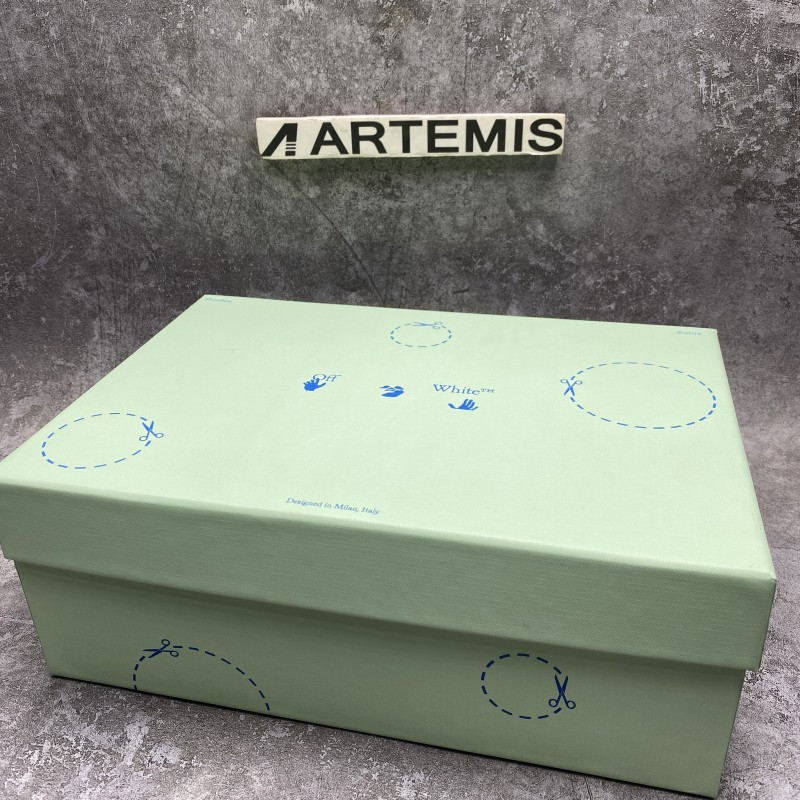 OFF-WHITE Out Of Office For Walking White Peach