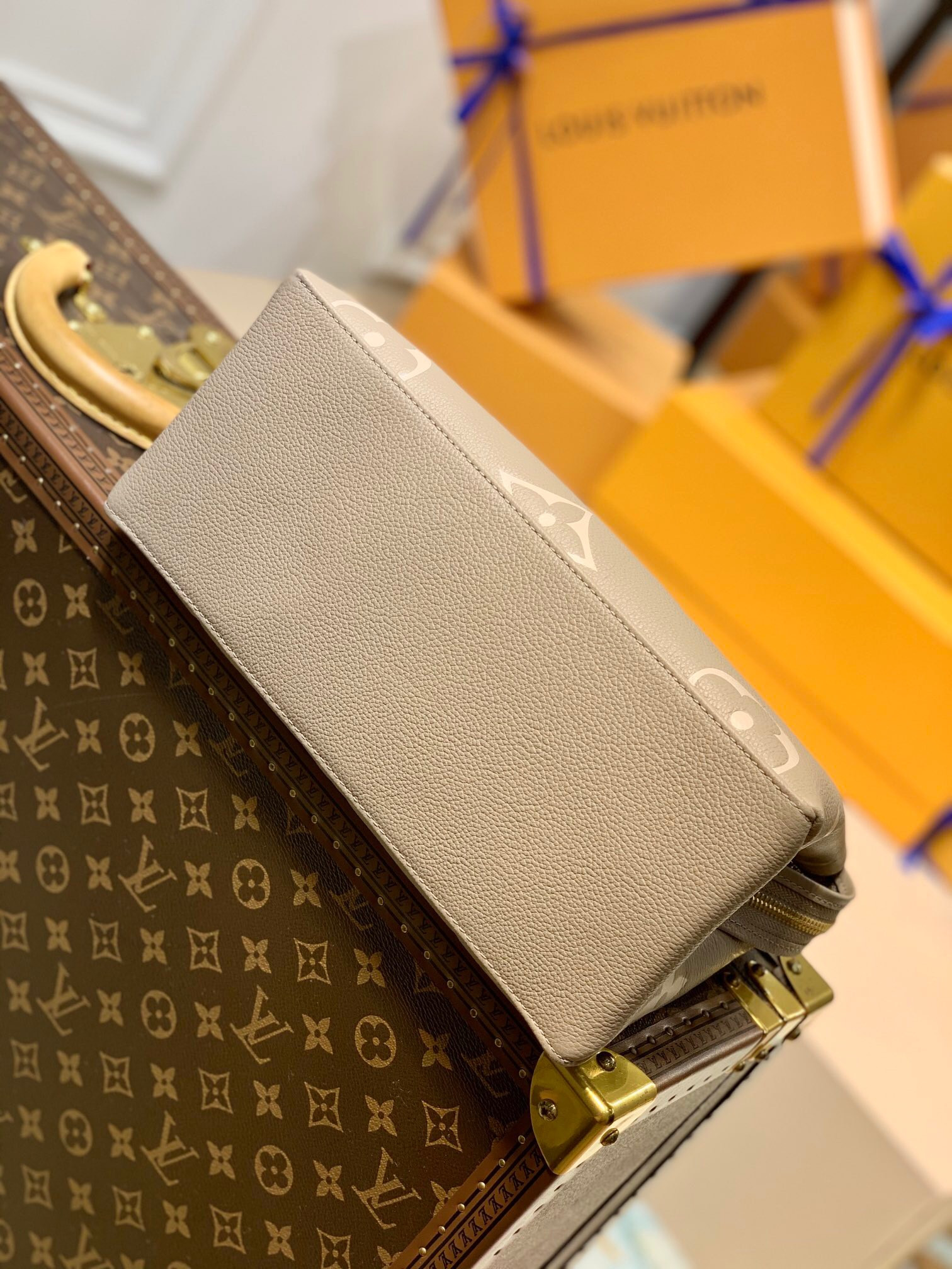 LV PETIT PALAIS M58914