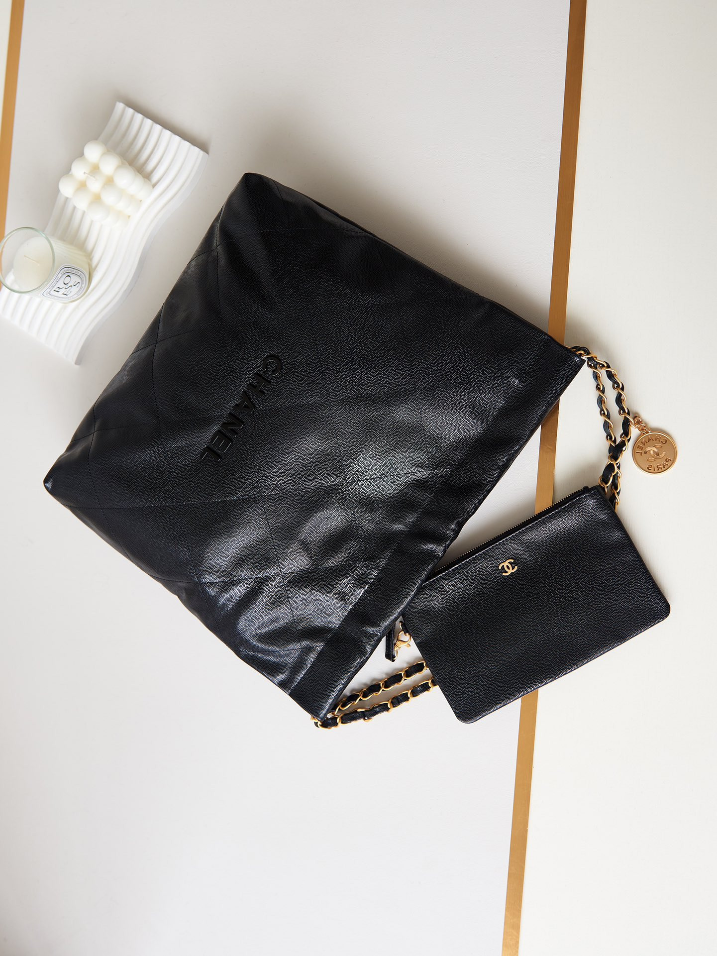 Ch*el 22 handbag shiny calfskin black 15.2×16.4×3.1 in