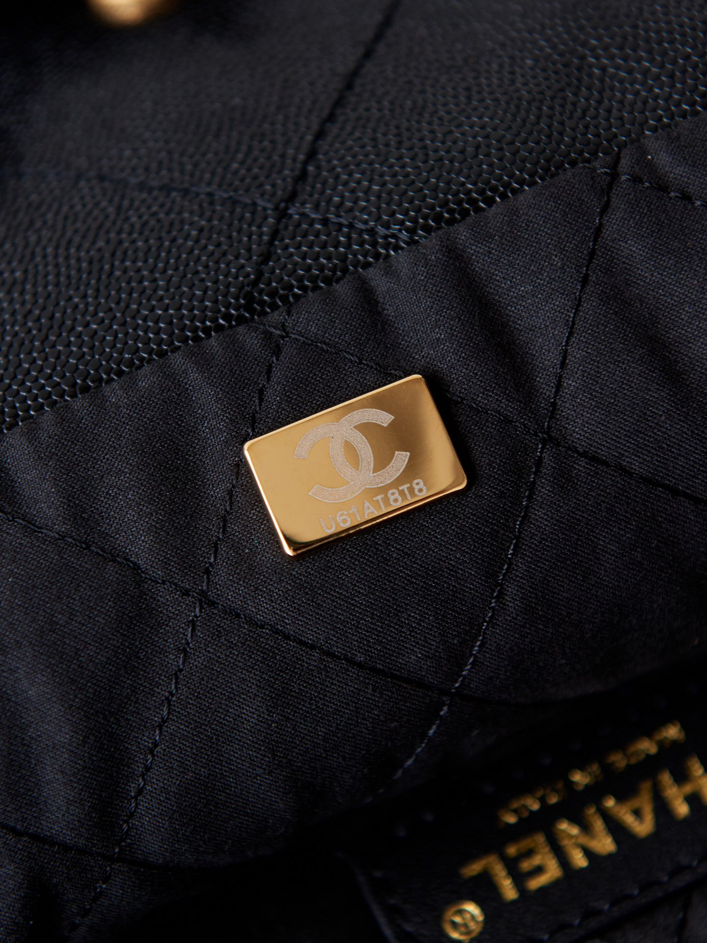 Ch*el 22 handbag shiny calfskin black 15.2×16.4×3.1 in