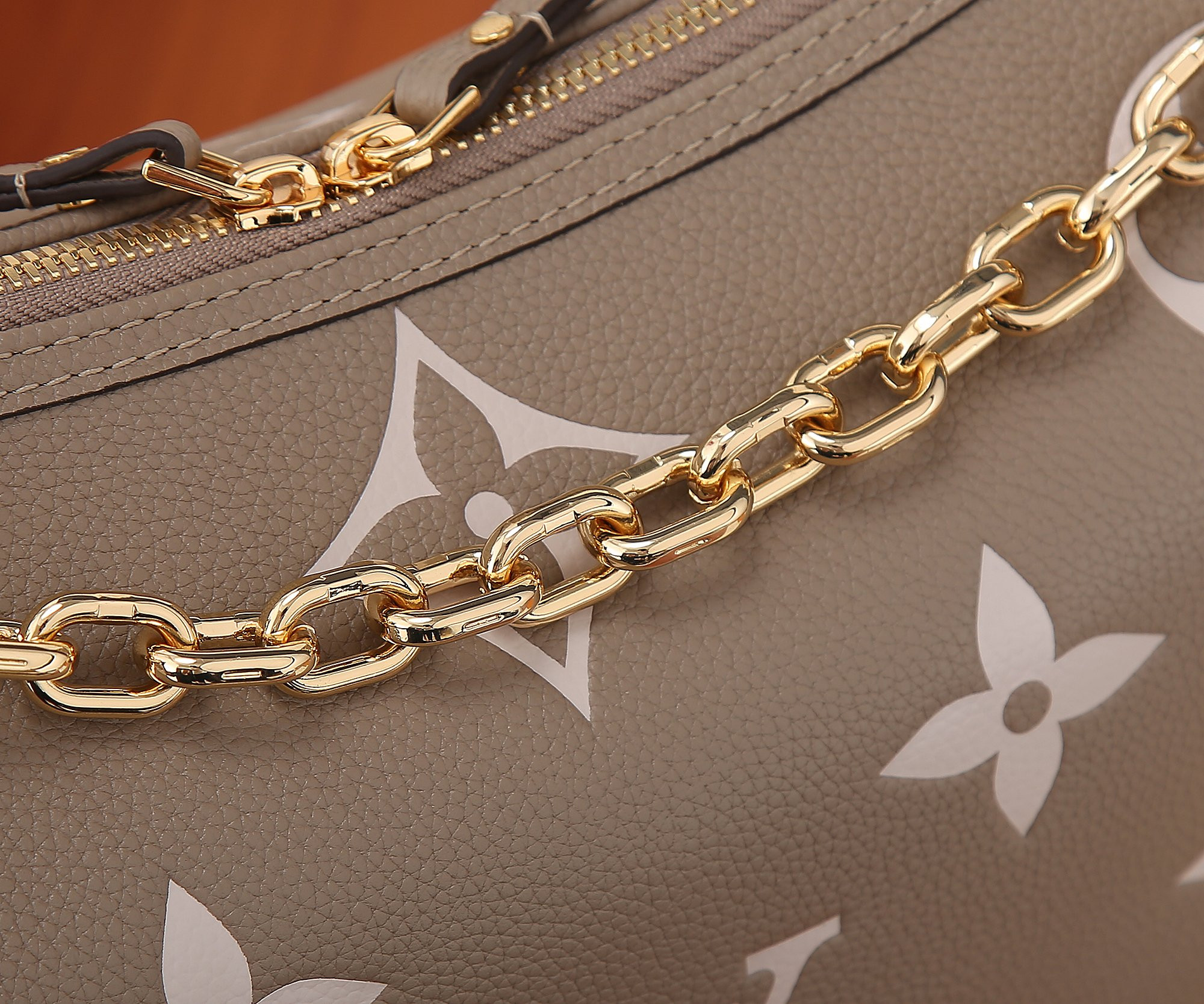 LV Loop Hobo M46738 15 x 10.2 x 3.9 inches