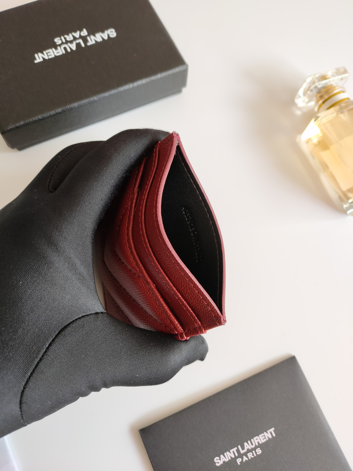 Y*L card holder 10.5×7.5×0.5cm