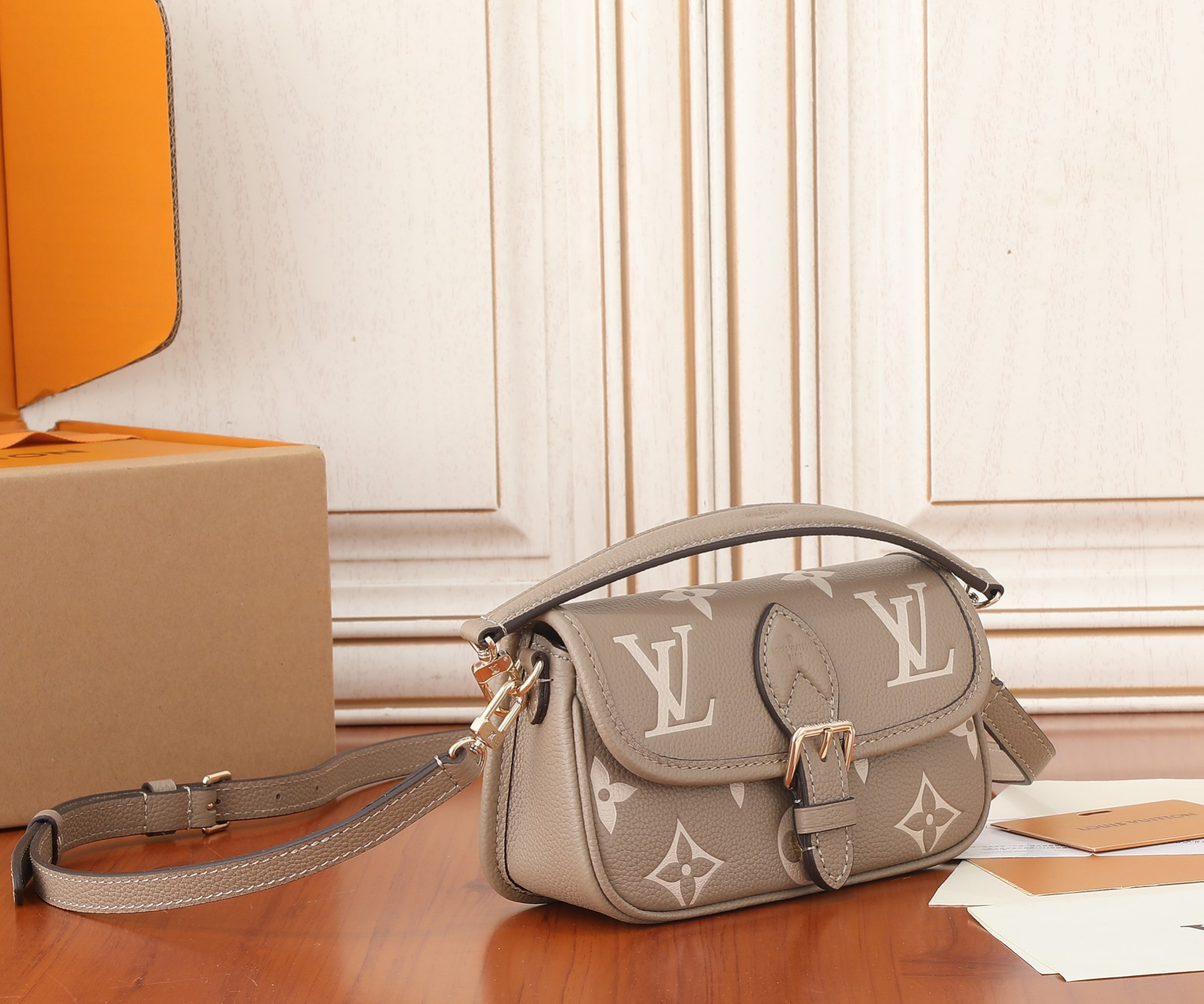 LV Nano Diane  M83300 7.5 x 4.1 x 2.4 in