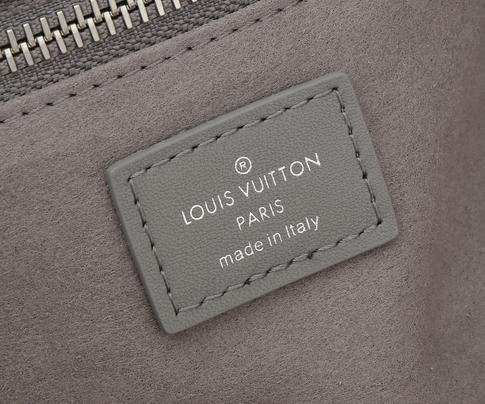 LV CarryAll Dark M12583 39x30x15CM