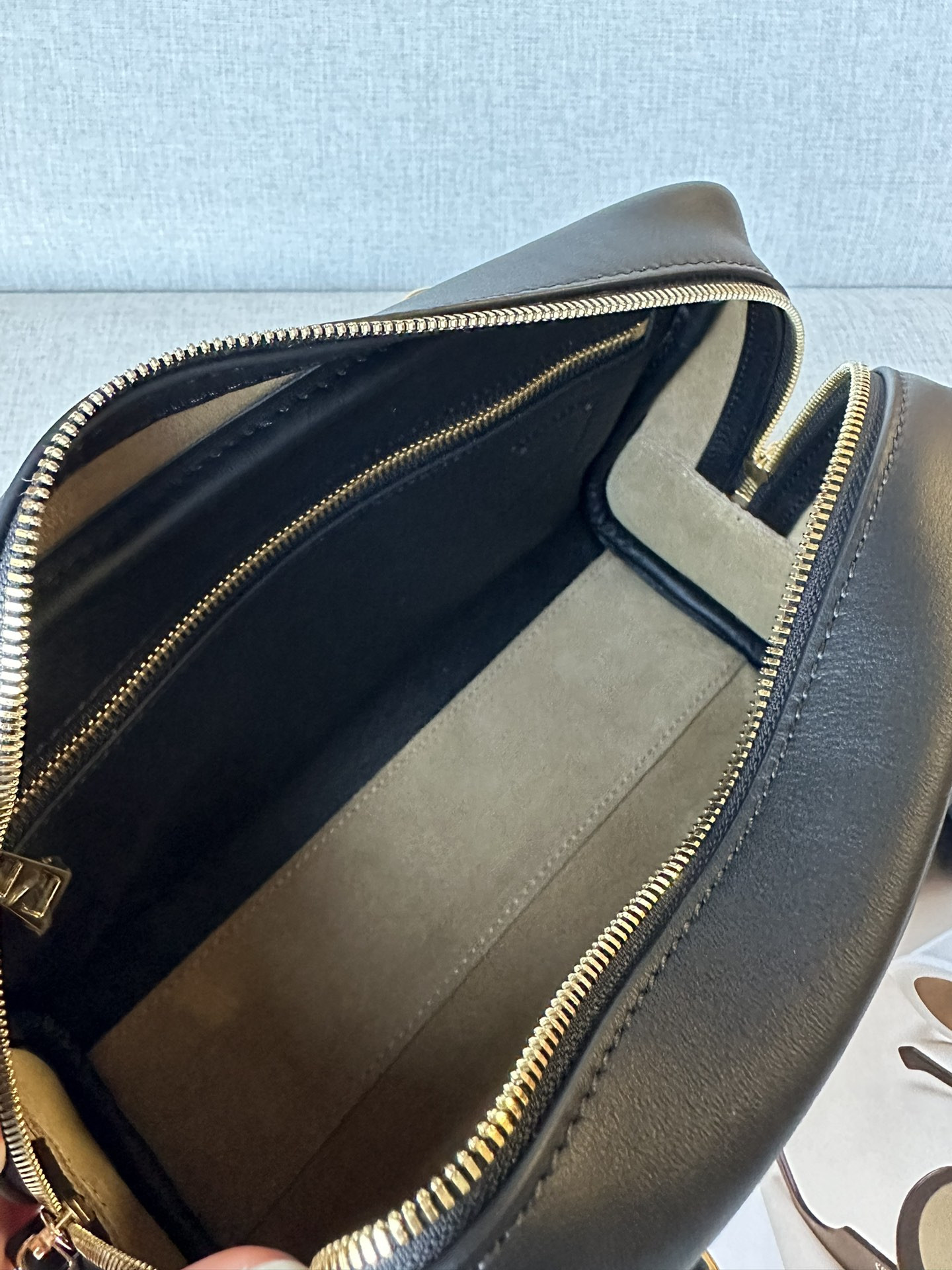 L0ew* amazona 23 bag in nappa calfskin 23x15.5x9.7cm