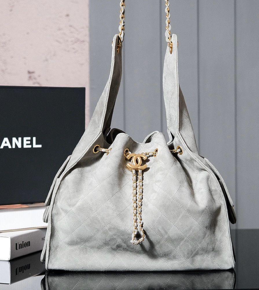 Ch*el 25c bucket bag 26x30x14cm