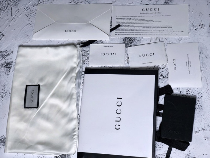 G*u*i rhyton sneaker with mouth print 552089 a9l00 9522