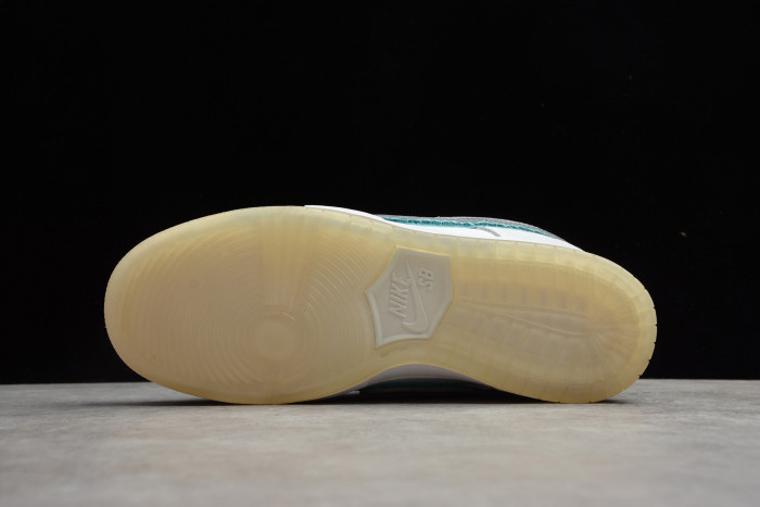 nike sb dunk low Di*m*nd supply co white Di*m*nd bv1310-100