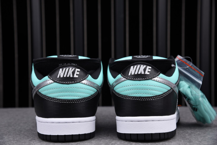nike dunk sb low Di*m*nd supply co. "tiffany" 304292-402