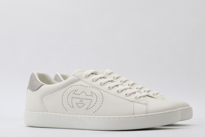 G*u*i low-top sneaker