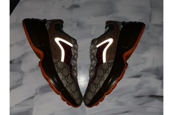 G*u*i rhyton vintage trainer sneaker 620185 99wg0 6060