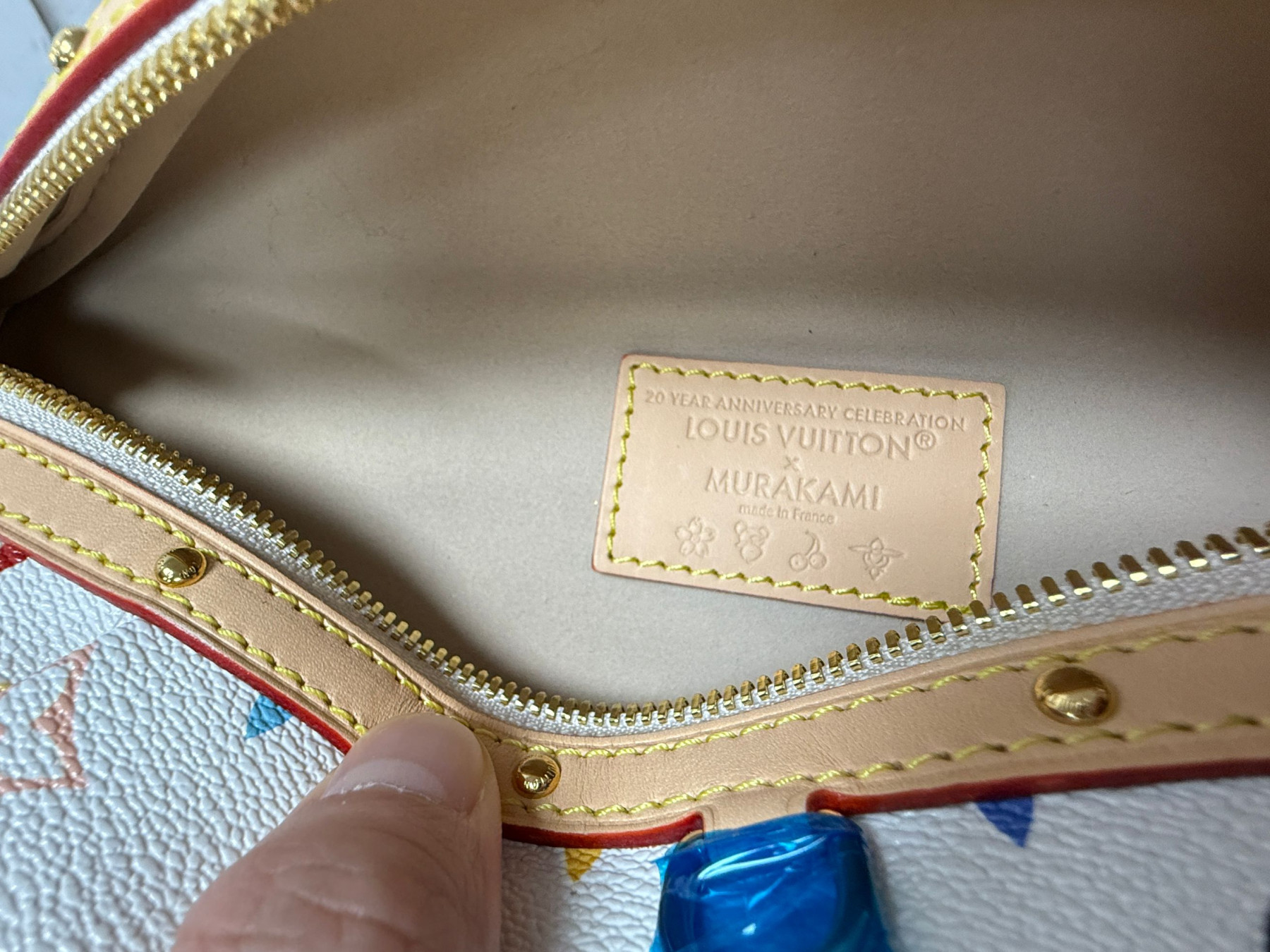 LV HIGH RISE M13660 16x8x38cm