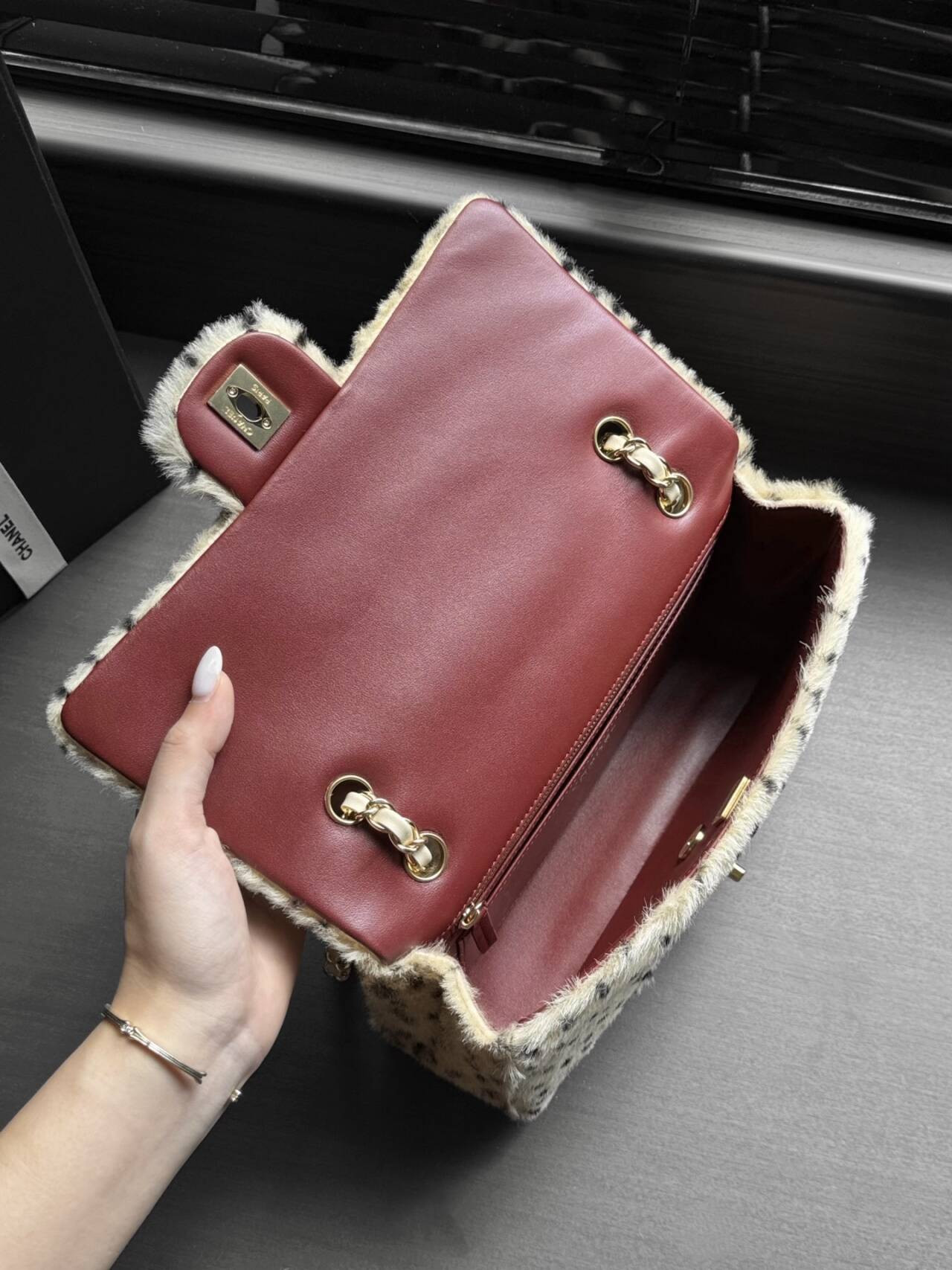 Ch**el Flap Bag 25x15x6cm