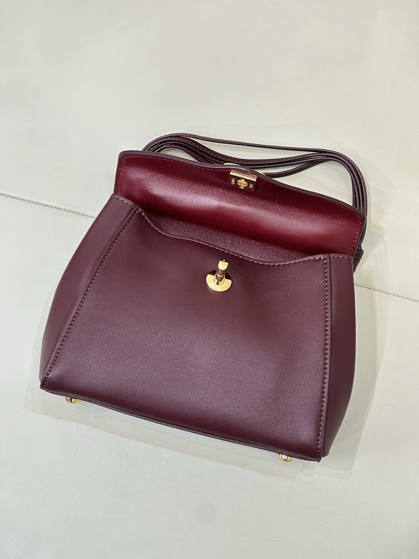 Ch**el Envelope Flap Bag AS6223 19.5x16x8cm