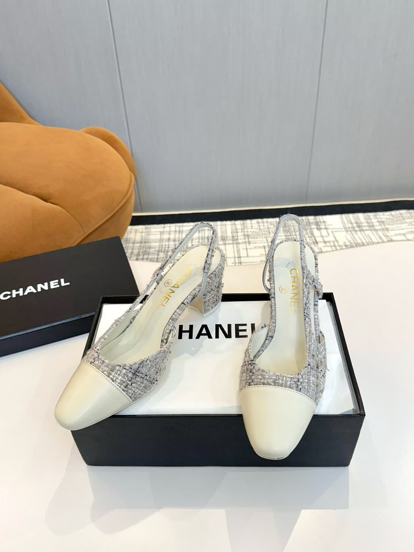 UA Ch**el Slingpumps