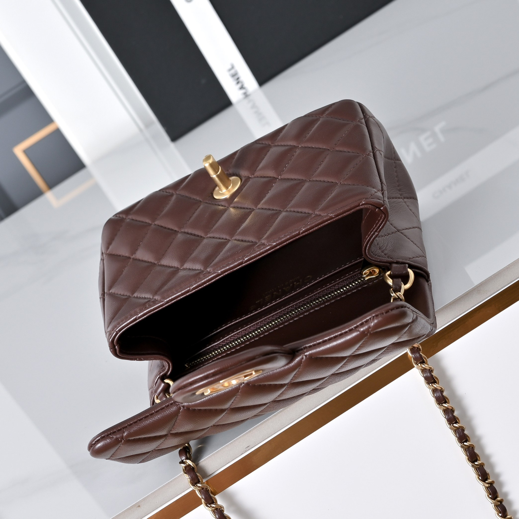 Ch**el Mini Flap Bag Coffee Brown AS1786 13.5x17x8cm