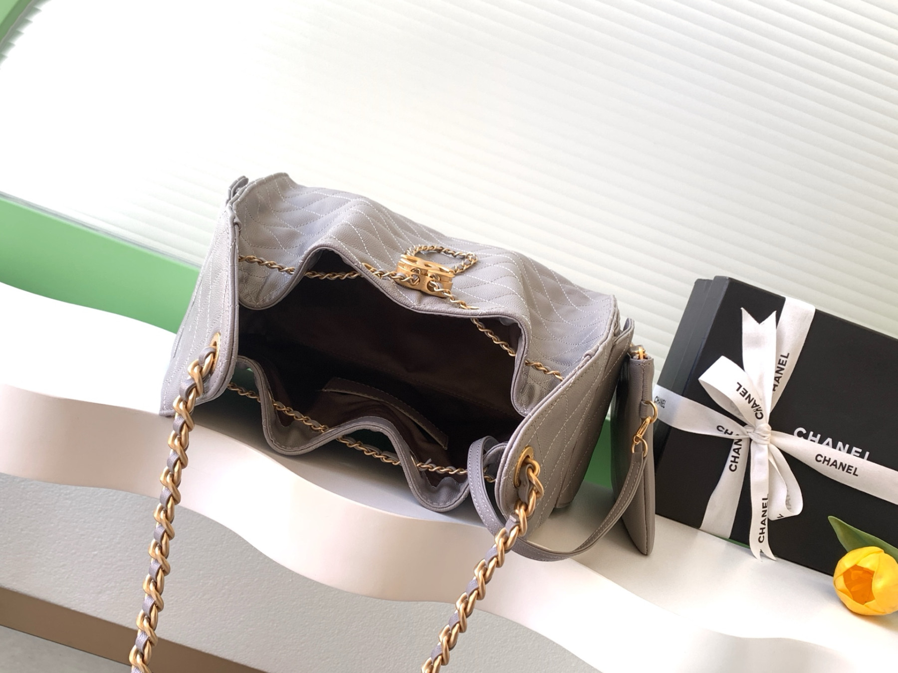 CHANEL 25C Bucket BAG 40x30x15cm