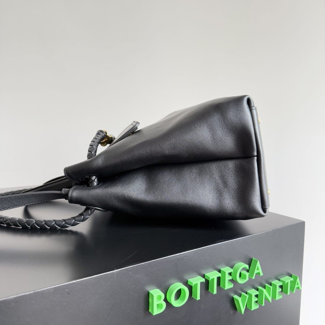 Bottega Veneta Medium Ciao Ciao 34x26x15cm