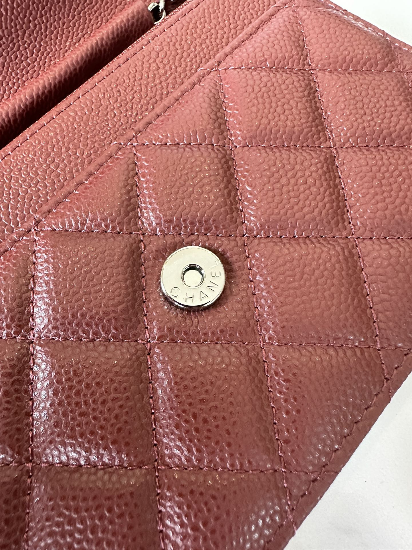 Ch**el woc classic wallet on chain 12.3x19.2x3.5cm