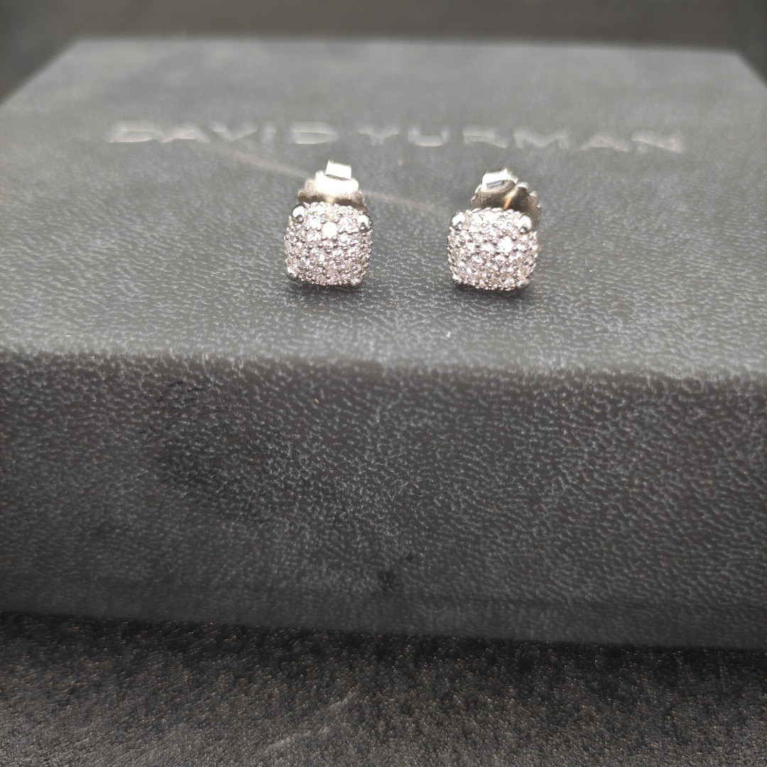 David Yurman 9mm Four claws full of D1am0nds Earrings