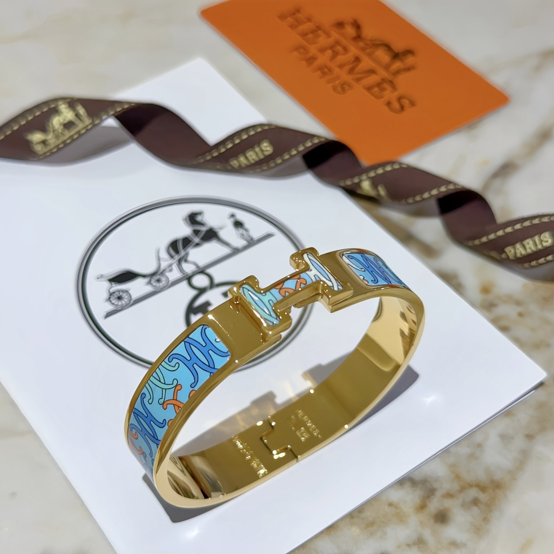 Hermes enamel Bracelet