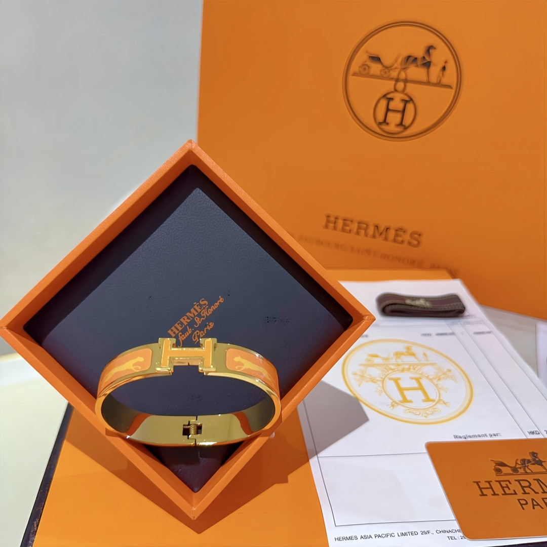 Hermes enamel Bracelet