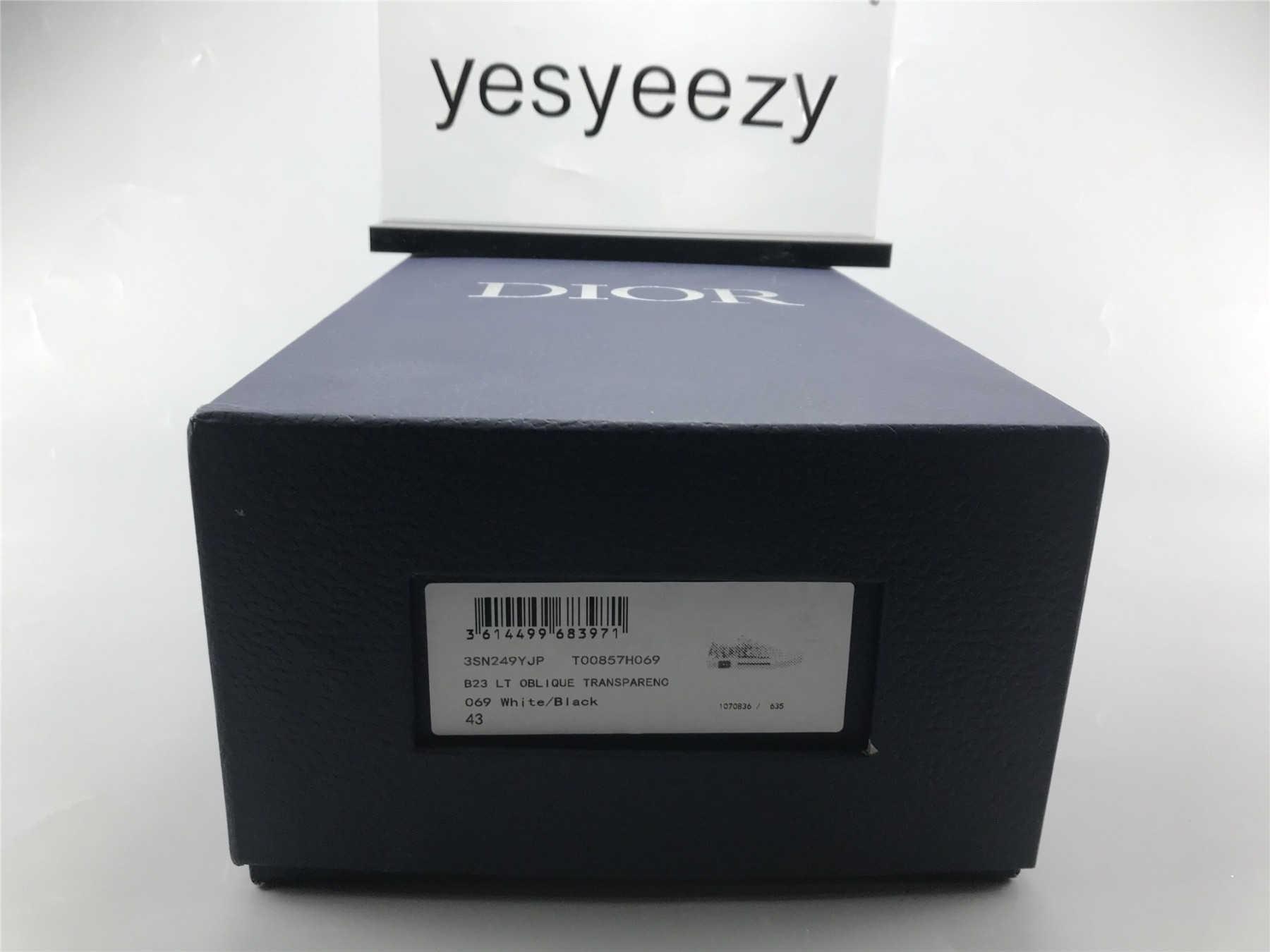 UA D10r B23 LOW TOP LOGO OBLIQUE