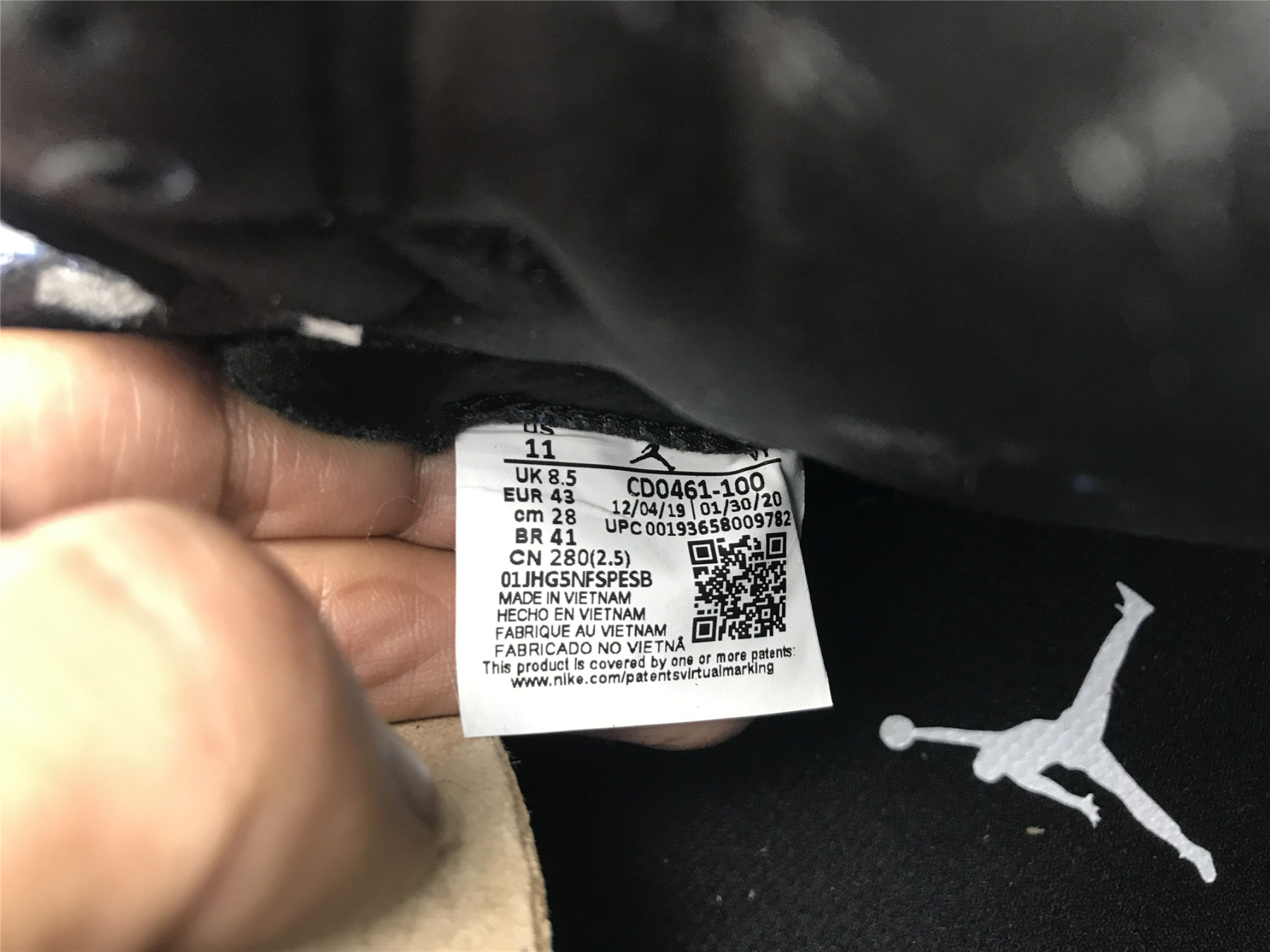 UA WMNS AIR JORDAN 1 RETRO HIGH OG "TIE-DYE"