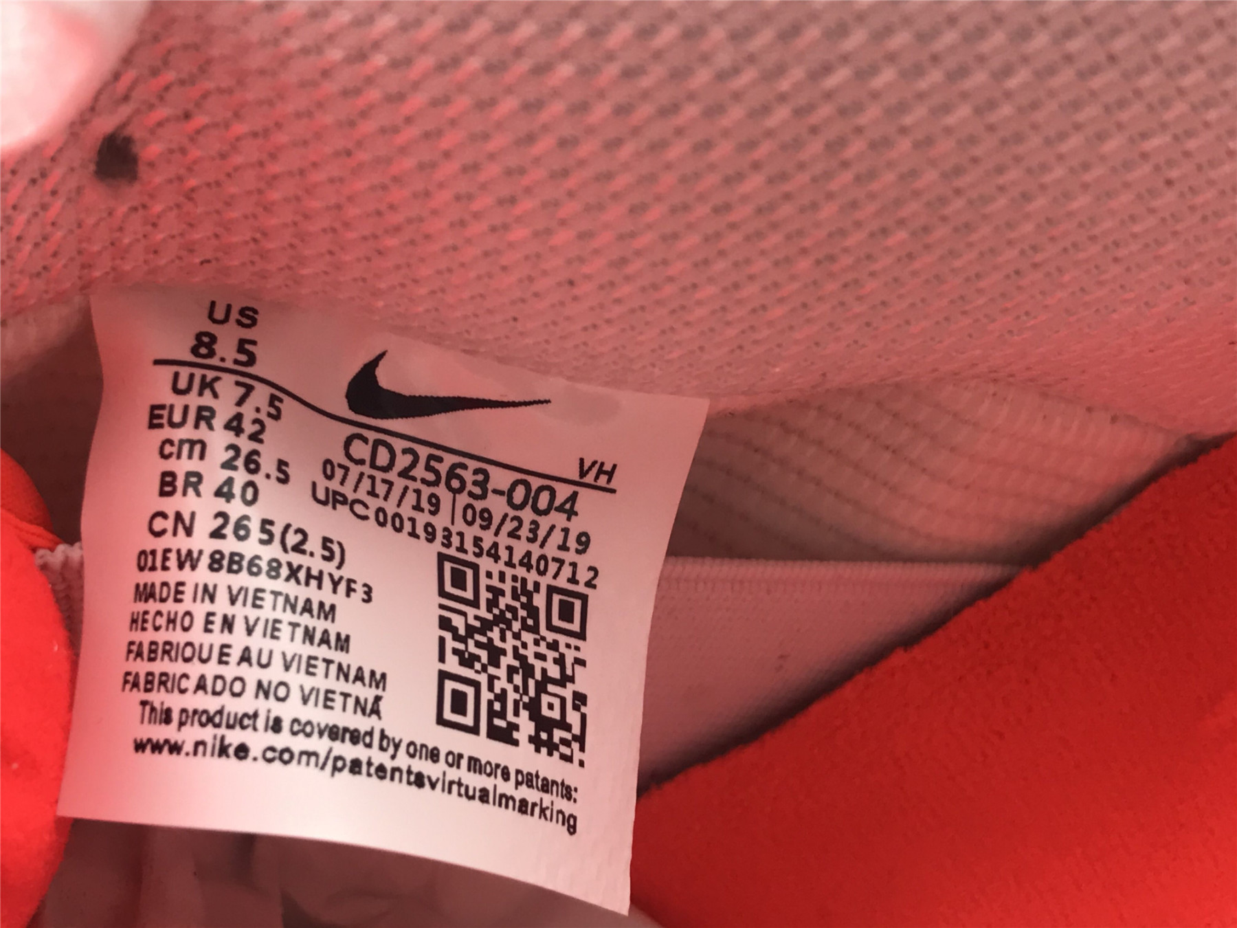 UA NIKE DUNK LOW SB "INFRARED"