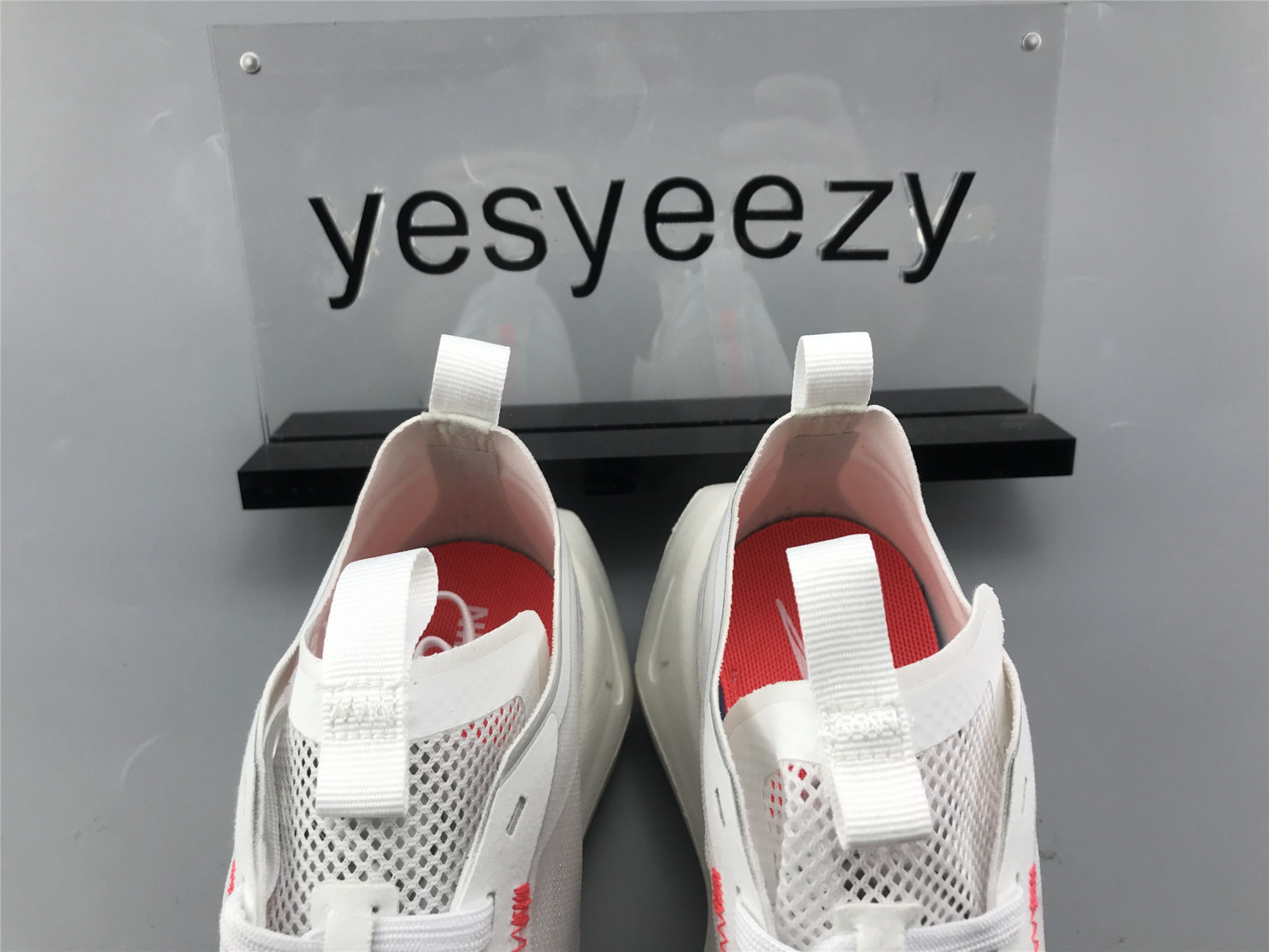 UA NIKE WMNS ZOOM VISTA LITE WHITE