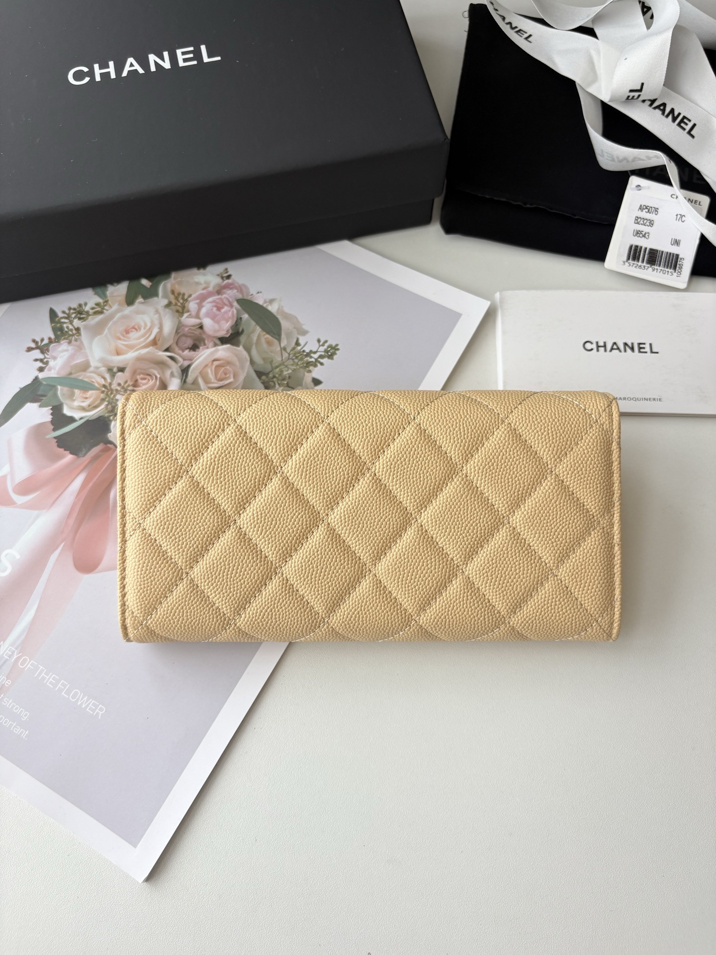 Ch**el Flap Long Wallet AS5076 19x10.5x3cm