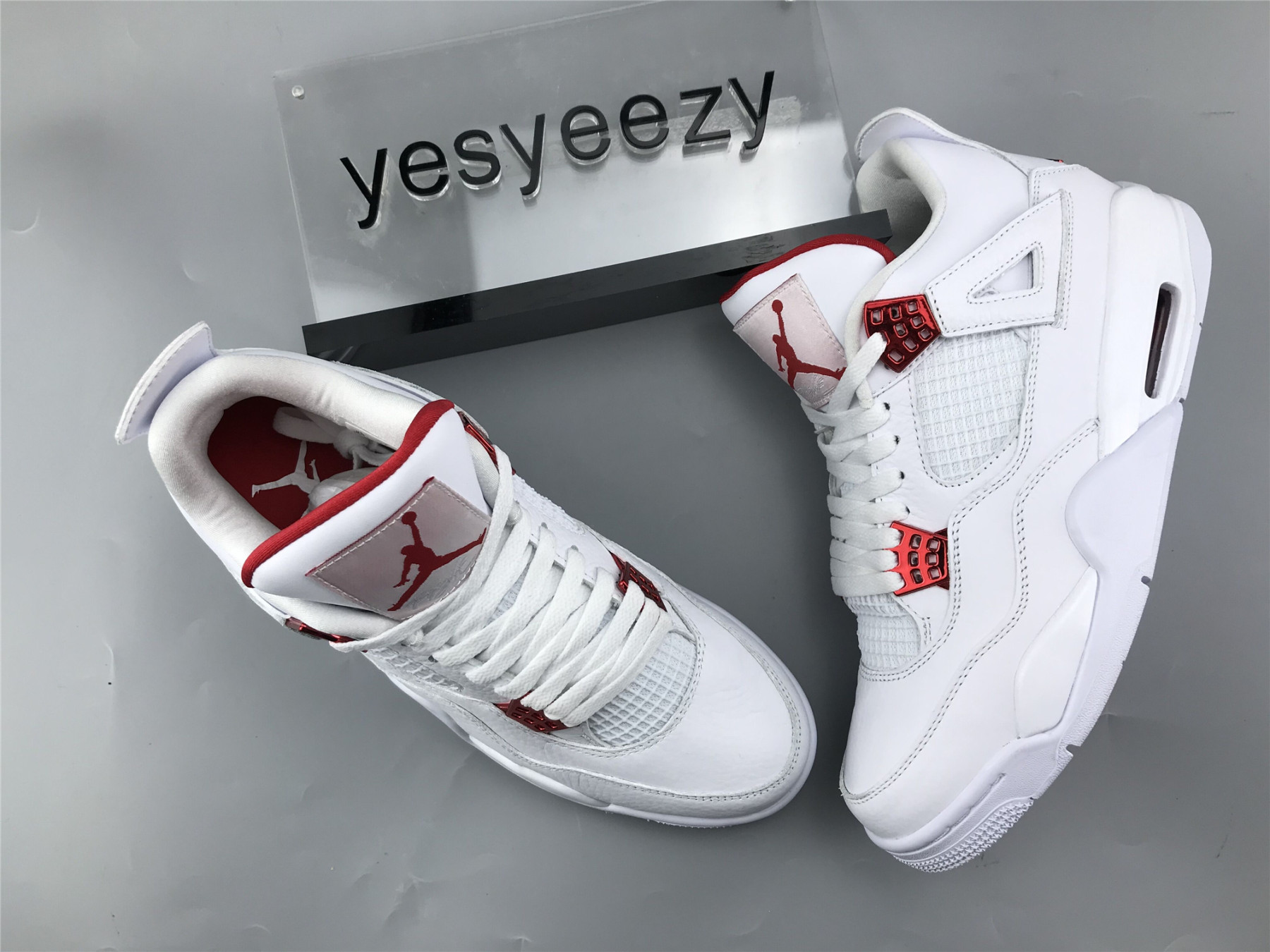 UA AIR JORDAN 4 RETRO METALLIC RED